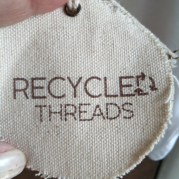 As Is Love Tshirt (M) - Picture 7 of 7